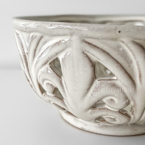 NEW Ceramic Fleur De Lis Bowl - Picture 3 of 6